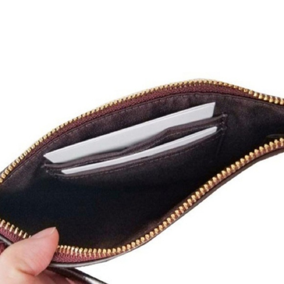 🔥LAST 1🔥NIB COACH HOLIDAY HEART GLITTER WRISTLET - Picture 7 of 8